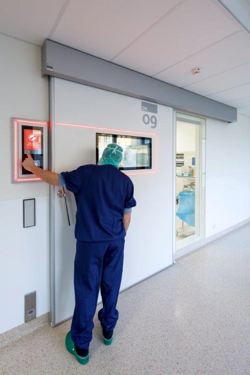 bediening van een deur